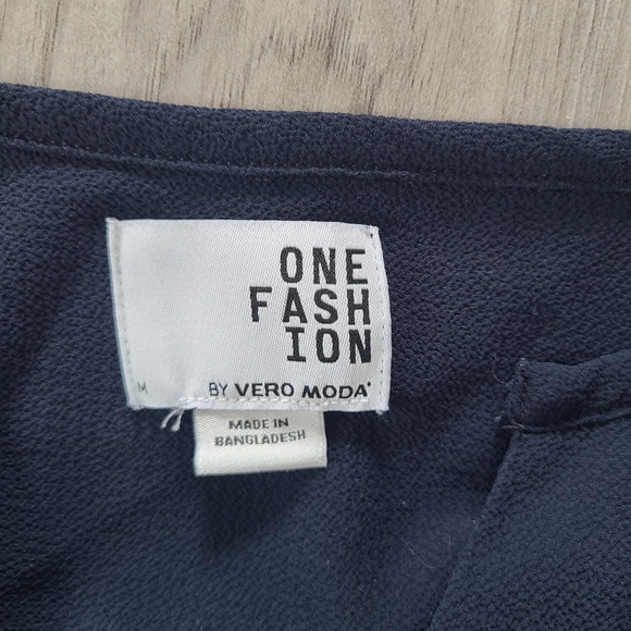 Shirt - Picture 3 of 3